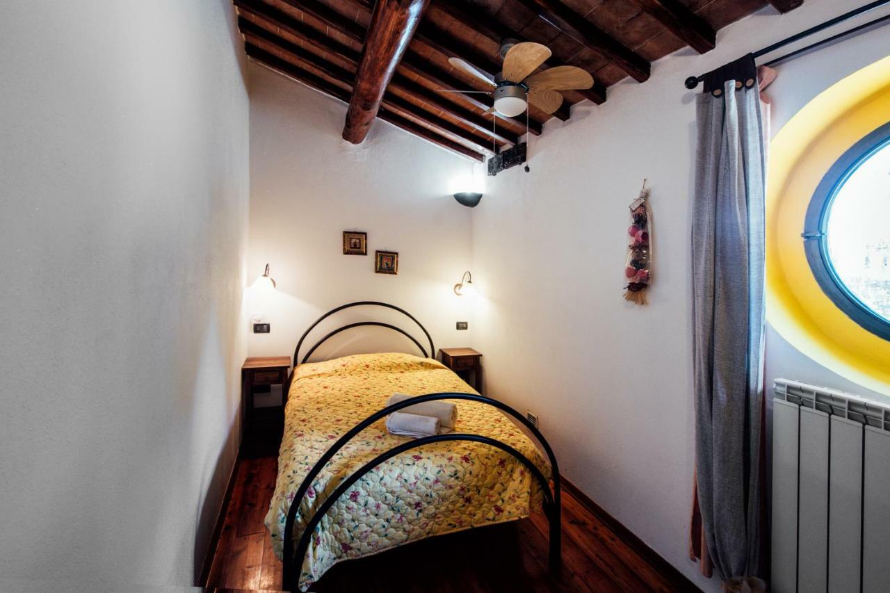 Agriturismo Il Noce カスティリオーネ・ドルチャ エクステリア 写真