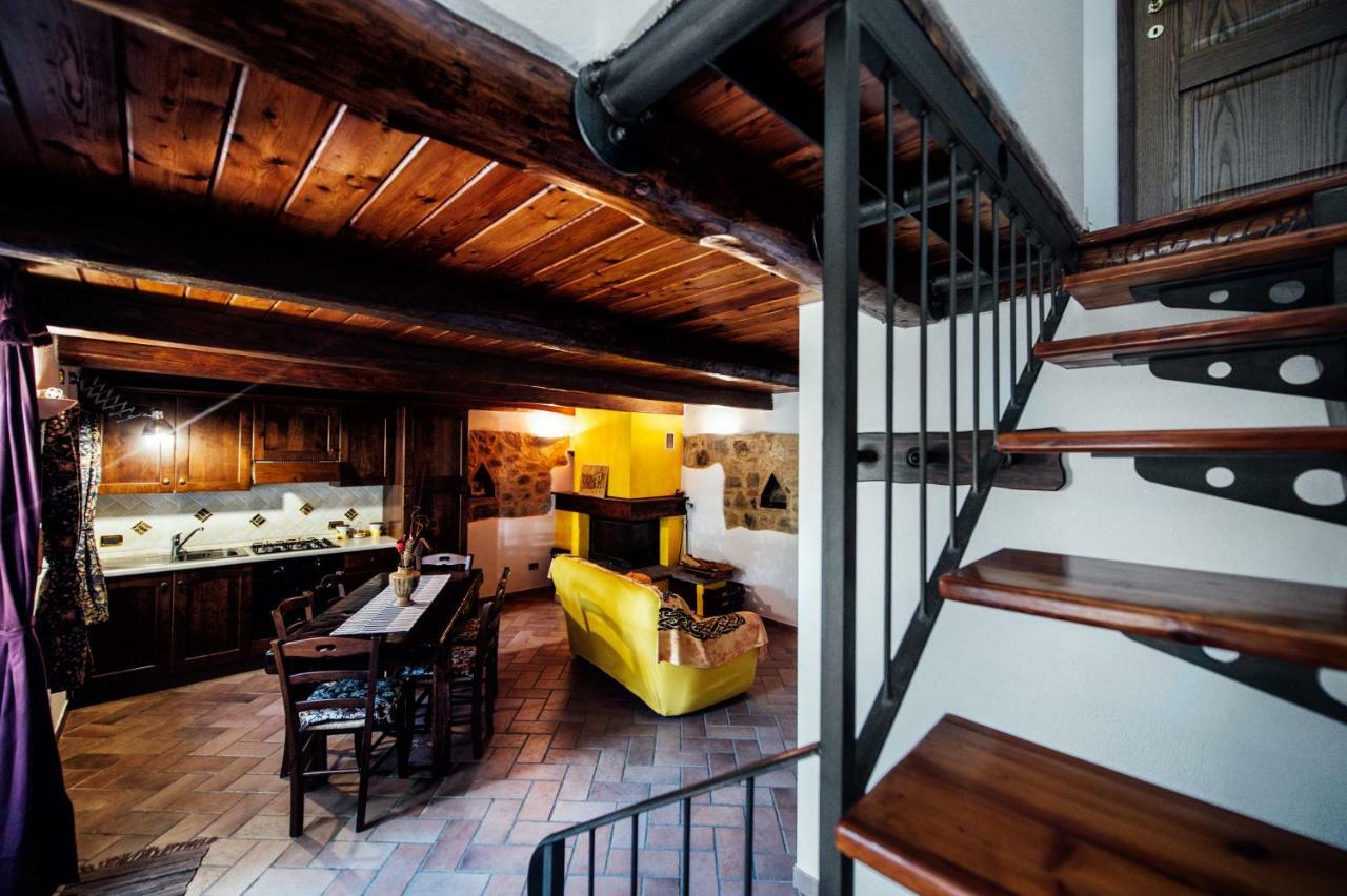 Agriturismo Il Noce カスティリオーネ・ドルチャ エクステリア 写真