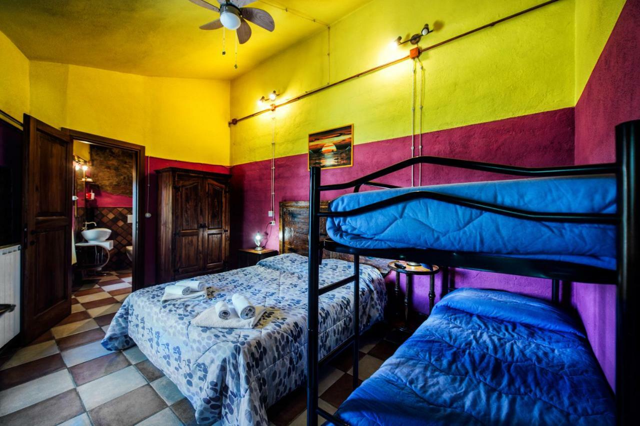 Agriturismo Il Noce カスティリオーネ・ドルチャ エクステリア 写真
